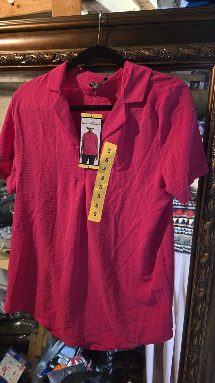 NWT Hilary Radley Woman's Pink Short Sleeve Poly Top Size S
